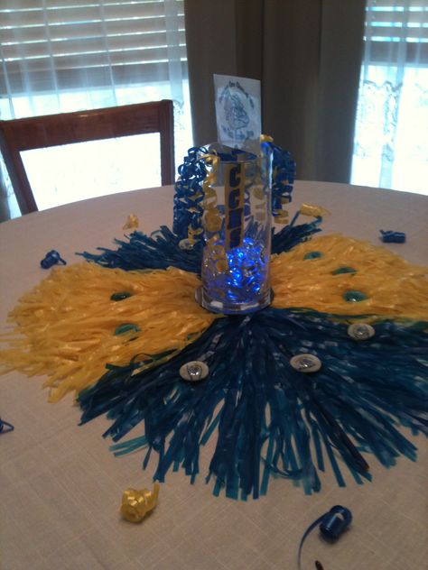 High School Reunion Center pieces Centerpieces For Class Reunion, High School Reunion Decor, 20 Year High School Reunion Ideas, High School Reunion Centerpieces, High School Reunion Decorating Ideas, Class Reunion Centerpieces, High School Reunion Ideas, Highschool Reunion, School Reunion Decorations