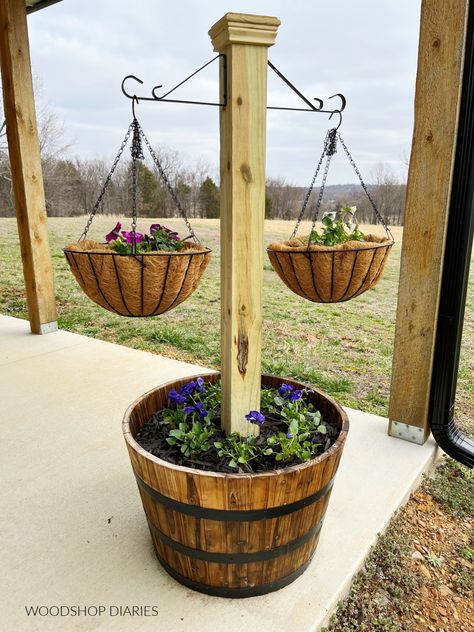 Planters Boxes, Spring Planter, Diy Planter, Barrel Planter, Diy Yard, Garden Yard Ideas, Diy Garden Projects, Diy Planters, Spring Diy