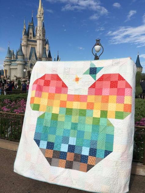 Pumpkin Quilt Pattern, Mickey Mouse Quilt, Fun Quilts, Layer Cake Quilt Patterns, Free Quilt Tutorials, Disney Quilt, Cake Quilt, Kids Quilts, Layer Cake Quilts