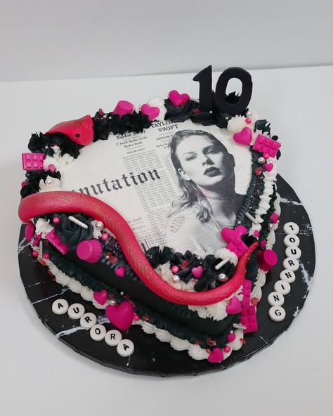 Reputation by Taylor Swift theme Birthday Cake! 🎂🩷🖤 . . . Check out all the products and tools I used to decorate this cake 😊🤩 amazon/shop/veganartbyindira?ref_=cm_sw_r_apin_aipsfshop_aipsfveganartbyindira_DVYHTENGZ68068NZB8M9&language=en_ “As an Amazon Associate, I earn from qualifying purchases” indiracristin-20 Taylor Swift Cake, Theme Birthday Cake, Birthday Baking, Making Cakes, Taylor Swift Party, Taylor Swift Birthday, 18th Birthday Cake, Community Support, Amazon Shop