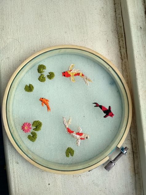 @maggienork Koi Pond Embroidery, Pond Embroidery, Haft Vintage, Broderie Anglaise Fabric, Diy Broderie, Pola Sulam, 자수 디자인, Sewing Embroidery Designs, Hand Embroidery Stitches