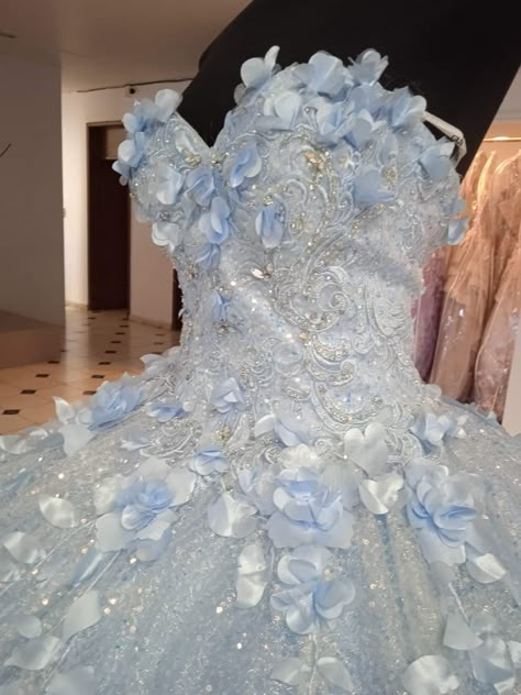 Sky Blue Quinceanera Dresses Butterfly, White And Blue Quinceanera Dresses, Baby Blue Butterfly Quinceanera Theme, Blue Quinceanera Dresses Butterfly, Quinceanera Blue Theme, Quinceanera Dresses Butterfly, Chambelanes Outfits Quinceanera Blue, Baby Blue Quince Dresses, Light Blue Quinceanera Ideas