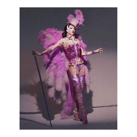 Franz Szony on Instagram: “Portrait of the gorgeous @violetchachki for her one woman touring show “A Lot More Me”. Coif @vtgesther #showgirl” Long Haired Men, Burlesque Fashion, Drag Queen Costumes, Burlesque Outfit, Violet Chachki, Drag Queen Outfits, Queen Outfits, Burlesque Costumes, Burlesque Show