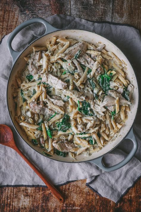 Creamy Spinach Artichoke Chicken Pasta - Lolo Home Kitchen Spinach Artichoke Chicken Pasta, Chicken Sausage Broccoli, Creamy Spinach Artichoke Chicken, Healthy Comfort Food Dinners, Chicken Artichoke Pasta, Orzo Skillet, Artichoke Sauce, Chicken Mushroom Pasta, Sausage Broccoli