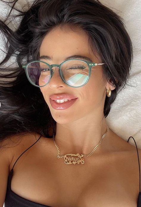 Lauren Kettering Rares, Lauren Kettering, Famous Girls, Mirrored Sunglasses Women, Cat Eye Sunglasses, Smiley, Mirrored Sunglasses, Sunglasses, Beauty