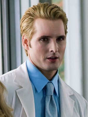 Dr. Cullen, Please may I have a doctors note for november 15th so I go to watch The Complete Twilight Saga.....    Dr. Carlisle Cullen Twiligth 2008 Dr Cullen, Elizabeth Reaser, Carlisle Cullen, Julia Jones, Draco Malfoy Hot, Vampire Twilight, Twilight Funny, Twilight Cast, Peter Facinelli