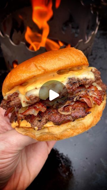 𝗕𝗕𝗤𝕓𝕣𝕠 (Andre 🇩🇪) on Instagram: "Oklahoma Onion SMASHED BURGER🔥 ➡️ IN😍 or OUT🤮 ⁉️ ¦ 𝕎ᵉʳᵇᵘⁿᶢ ________________________________________ 🤔 Habt ihr diese Variante von Smashed Burgern schonmal probiert? ⠀⠀⠀⠀⠀⠀⠀⠀⠀⠀⠀⠀⠀⠀⠀⠀⠀⠀⠀⠀⠀⠀⠀⠀⠀⠀⠀⠀⠀ Die Zwiebeln direkt ins Patty zu smashen macht sie besonders saftig und aromatisch! 🤤🙌🏼 ⠀⠀⠀⠀⠀⠀⠀⠀⠀⠀⠀⠀⠀⠀⠀⠀⠀⠀⠀⠀⠀⠀⠀⠀⠀⠀⠀⠀⠀ ➡️ Für mich echt eine geniale Art Smashed Burgern zu machen ‼️🔥 ⠀⠀⠀⠀⠀⠀⠀⠀⠀⠀⠀⠀⠀⠀⠀⠀⠀⠀⠀⠀⠀⠀⠀⠀⠀⠀⠀⠀⠀ ________________________________________ ⠀⠀⠀⠀⠀⠀⠀⠀⠀⠀⠀⠀⠀⠀⠀⠀⠀⠀⠀⠀⠀⠀⠀⠀⠀⠀⠀⠀⠀ 🔥 by @grillrost_com ⠀⠀⠀⠀⠀⠀⠀⠀⠀⠀⠀⠀⠀⠀⠀⠀⠀⠀⠀⠀⠀⠀⠀⠀⠀⠀⠀⠀⠀ #burger #smashedburger #cheeseburger #oklahomaonionburger #feuerplatte" Onion Burger Recipe, Smash Burger Recipe, Grilled Ribeye Steak, Amazing Burger, Sweet Bbq Sauce, Grilled Ribeye, Onion Burger, Grilled Halloumi, Burger Sliders