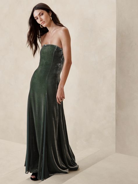 Selene Velvet Maxi Dress | Banana Republic Velvet Dress Green, Ikat Dress, Green Velvet Dress, Fall Wedding Guest Dress, Velvet Maxi Dress, Velvet Maxi, Banana Republic Dress, Fancy Dresses, Velvet Dress