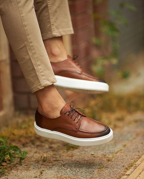 Sardinelli Forli Brown Lace-up Sneakers #SardinelliStore Brown Shoes Men, Tuxedo Accessories, Canada Ontario, Best Shoes For Men, Brown Shoes, Loafer Sneakers, Lace Up Sneakers, Instagram Reels, Tenis Casual