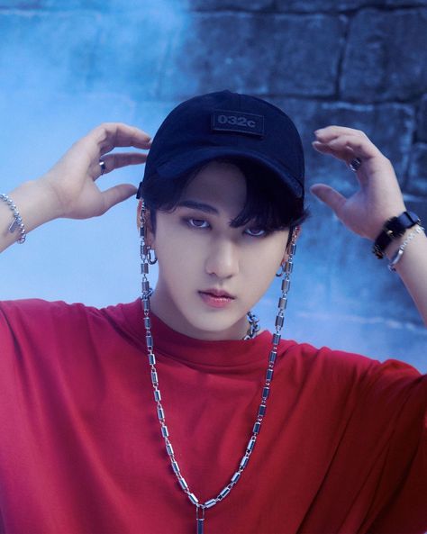 #Changbin #Thunderous Hyunjin And In, Stray Kids Seungmin, Celebrity Art, Celebrity Look, Famous Celebrities, Look Alike, Mixtape, K Idols, Lee Know