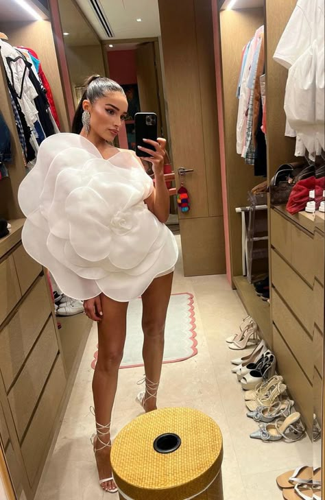 All White Dinner Outfit, Party Reception Dress, After Party Dress, Edgy Bridal, Party Reception, Wedding After Party, Olivia Culpo, Effortlessly Chic Outfits, Bridal Shower Dress