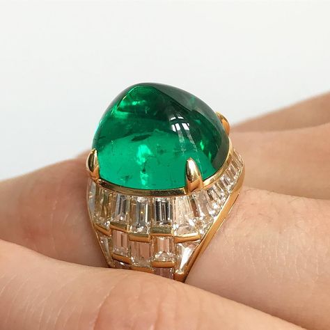 Silver Claddagh Ring, Emerald Ring Vintage, Jewels Rings, Cabochon Ring, Leaf Jewelry, Wedding Rings Vintage, Emerald Jewelry, High Jewelry, The Ring