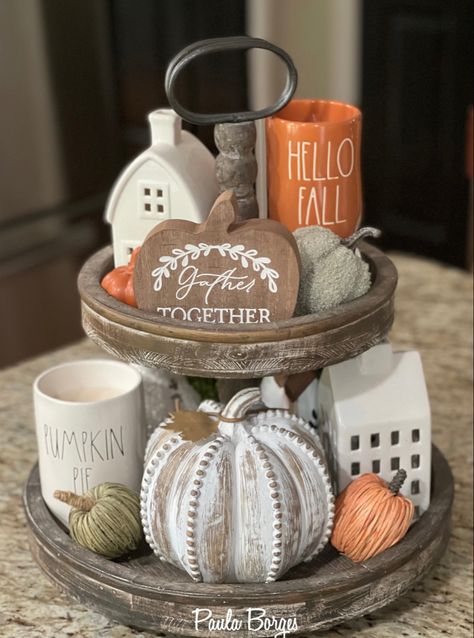 Fall Tray Decor, Bedroom Decor Inspirations, Fall Coffee Table Decor, Fall Tray, Fall Tiered Tray Decor, Easy Fall Decor, Home Decor Aesthetic, Fall Decor Inspiration, Gnomes Diy