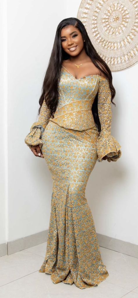 Gambian Dresses African Style, African Dresses For Women Wedding Fashion Styles, Senegalese Wedding Dresses, Gambian Dresses, Gambian Wedding, Eid Bazin, Gambian Clothes, Senegalese Dresses, Eid Outfits Ideas