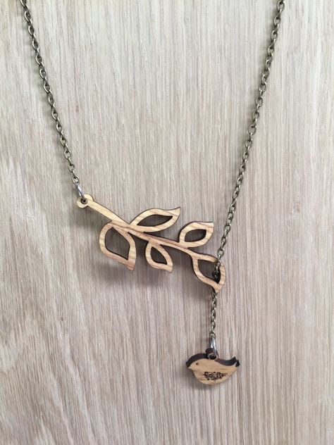 Cricut Wood Necklace, Glowforge Necklace, Wood Necklace Ideas, Laser Engraved Jewelry, Cnc Jewelry, Glowforge Earrings, Laser Jewelry, Laser Cut Wood Jewelry, Wood Necklace Pendant