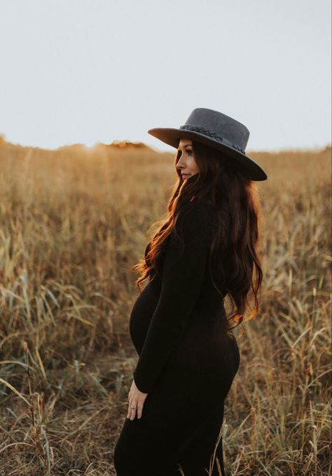 Black Turtleneck Maternity Photoshoot, Black Boho Maternity Dress, Black Bodycon Maternity Dress, Fall Maternity Shoot Black Dress, Black Maxi Dress Maternity Photos, Maternity Pics Black Dress, Edgy Maternity Dress, Black Dress Western Maternity Pictures, Black Sweater Dress Maternity Photos