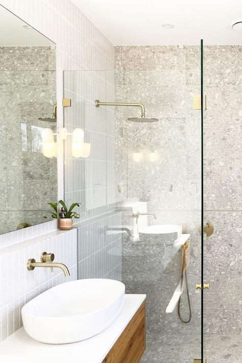 Coastal-bathroom Terrazo Tiles Bathroom, Brass Tapware, Terrazzo Bathroom, Pretty Bathroom, Brick Look Tile, Pretty Bathrooms, Terrazzo Tiles, Stunning Bathrooms, Bathroom Design Inspiration