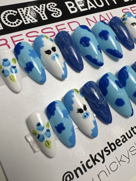 press on nails, fake nails and handprinted nails Blueberry Cow Nails, Blueberry Nail Art, Blueberry Nails, Cow Nails, Sugar Scrubs, Future Clothes, Press Ons, Tutti Frutti, Nail Art Inspiration