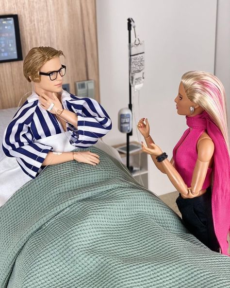 Barbie Hospital, Doll Hospital, X Videos, Youngest Sister, Diorama Ideas, Barbie Diorama, Hospital Bed, Unspoken Words, Brave New World