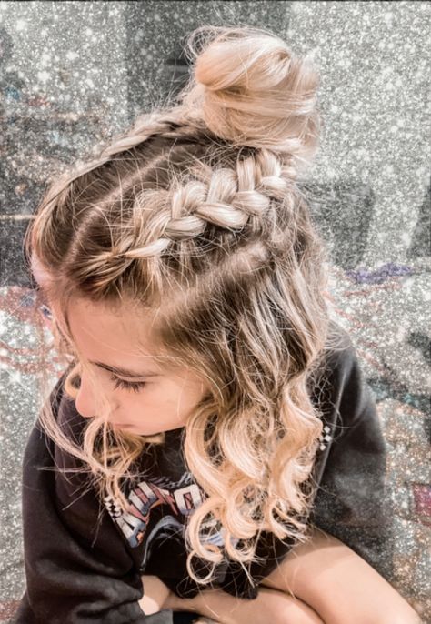 Braided Half Up Half Down Hair, Curls For Medium Length Hair, Curled Hair With Braid, Half Up Half Down Short Hair, Medium Length Curls, Prom Hair Medium, Concert Hairstyles, Dutch Braid Hairstyles, Half Up Half Down Hair Prom