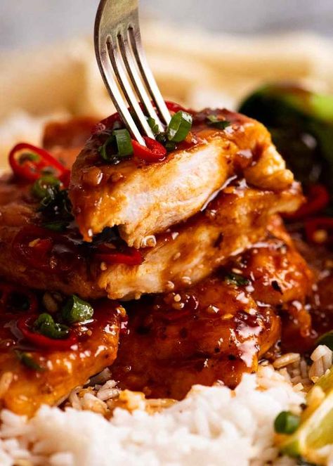 Quick Chicken Dishes, Honey Chilli Chicken, Recipe Storage, Chilli Chicken Recipe, Quick Chicken Dinner, Sweet Chilli Chicken, Asian Chicken Recipes, Recipetin Eats, Chilli Chicken