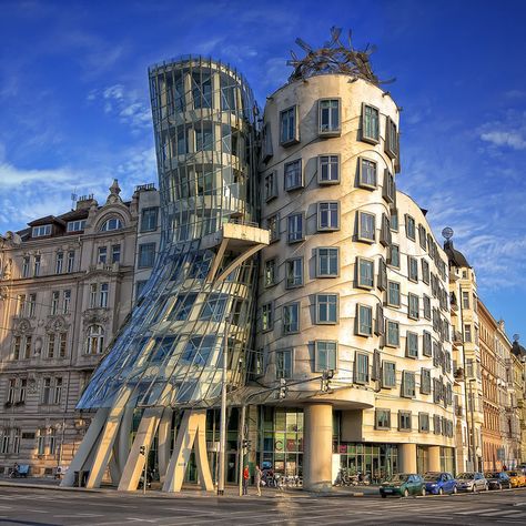 Dancing House, Prague - Czech Republic. https://www.cityxplora.com/products/prague-city-sightseeing Dancing House Prague, Dancing House, Heart Of Europe, Amazing Buildings, Europe Tours, Prague Czech Republic, Prague Czech, Land Art, City Travel