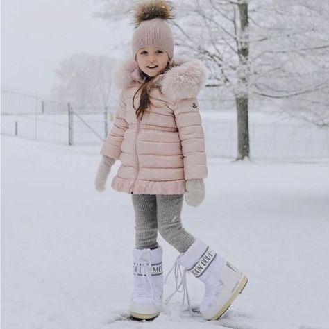 It is a product when repurchasing Purchased by color Size 95 Cardboard Rocket Ship, Winter Coats For Girls, Cardboard Rocket, Chic Winter Coat, Kids Winter Outfits, Colorado Outfits, Kids Winter Fashion, Bridal Lehenga Collection, Winter Outfits For Girls