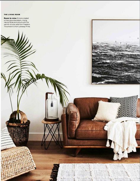 It looks so comfy! Love the couch and throws. Scandi Living Room, Scandinavian Design Living Room, Brown Leather Couch, Decor Ikea, Design Salon, Interior Design Elements, Living Room Scandinavian, Leather Couch, घर की सजावट