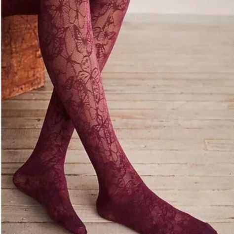 Plum Colored Lace Tights With Butterfly Pattern. Brand New In Packaging. Made In Italy. One Size. 60s Colored Tights, Tights With Designs, Pink Lace Tights, Colorful Tights Outfit, Unique Tights, Patterned Tights Outfit, Fun Tights, Colorful Tights, Coloured Tights