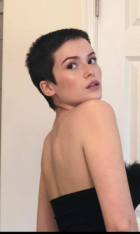 Shaved Hair Women Aesthetic, 2023 Hair Short, Buzzed Haircuts For Women, Angelina Jolie Buzzcut, Shaving Head Aesthetic, Buzzcut Brown Hair, Brunette Buzzcut Women, Buzzcut Makeup Looks, Really Short Hairstyle Women Round Face