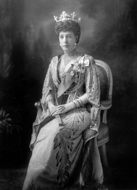 Royal Family History, Princess Alexandra Of Denmark, Alexandra Of Denmark, Royal Photography, Queen Alexandra, English Royalty, The Royal Collection, Princess Alexandra, Danish Royal Family