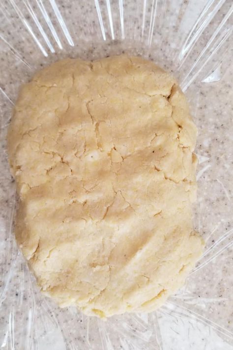 Cornmeal Pie Crust Cornmeal Pie, Maple Cookies Recipe, 15 Cookies, Cornmeal Crust, Beautiful Pie Crusts, Cornmeal Recipes, Pie Crust Recipe Easy, Maple Cookies, Perfect Pie Crust