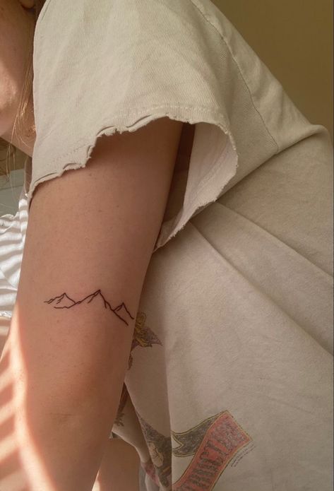 Mountains On Collar Bone Tattoo, 3 Mountain Tattoo, Mountain Range Line Art, Mountain Tattoo On Back Of Arm, Mountains Small Tattoo, Upper Tattoos Arm, Tattoo Of Mountains, Mountain Tattoo Placement Ideas, Mountain Tatoos Small Arm