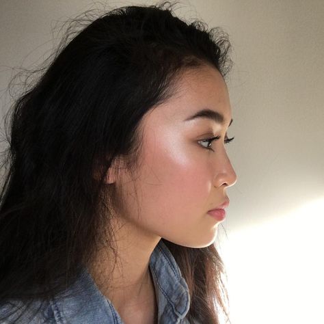 Embedded image Female Side Profile, Asian Face, Side Profiles, Korean Makeup Tips, Side Portrait, Face Profile, Face Study, Dewy Makeup, Female Profile