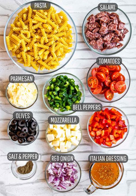 Pasta Salad That Keeps Well, Superbowl Pasta Salad, Pasta Salad Work Lunch, Simple Italian Pasta Salad, Barilla Pasta Salad Recipes, Italian Pasta Salad With Lettuce, Super Bowl Pasta Salad, Big Batch Pasta Salad, Best Easy Salad Recipes