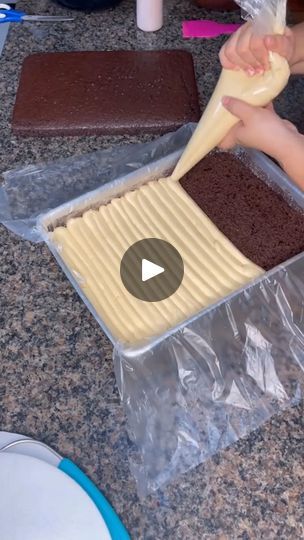 Fantastic job | Fantastic job ❤️❤️

Full recipe below comment 👇👇 | By Amazing Cake DecoratingFacebook 9x13 Cake Decorating Ideas, Sheet Cake Decorating Ideas, Sheet Cakes Decorated, Full Sheet Cake, Amazing Cake Decorating, Slab Cake, Cheese Bars, Cake Techniques, Cream Cheese Bars