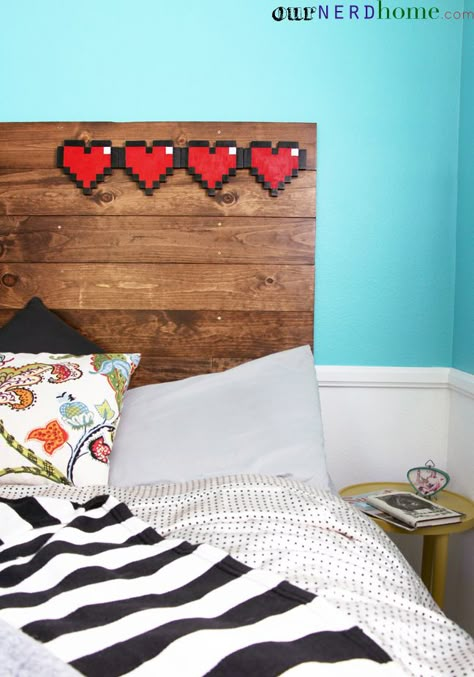 Geek Home Decor - Legend of Zelda 8bit Heart Headboard Heart Headboard, Nerd House, Deco Gamer, Rustic Wood Headboard, Diy Headboard Wooden, Geek Home Decor, Nerd Home, Nerdy Decor, Nerd Decor