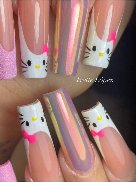 Nickelodeon Nails, Spider Hello Kitty, Cute Cartoon Nails, Hello Kitty Cow, Uñas Hello Kitty, Nails Cartoon, Hello Kitty Matching, Cartoon Nail Designs, Paznokcie Hello Kitty