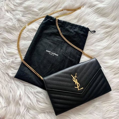 Yls Bag Saint Laurent Handbags, Ysl Bags Aesthetic, Ysl Chain Bag, Ysl Envelope Bag Outfit, Pochette Ysl, Ysl Wallet On Chain Outfit, Ysl Purses, Ysl Bag Aesthetic, Tas Ysl