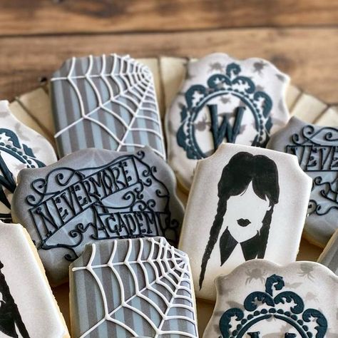 Daisy Flitcraft on Instagram: "Welcome to Nevermore Academy🕸️#cookies #sugarcookies #decoratedsugarcookies #wednesdayaddams" Wednesday Decorated Cookies, Wednesday Cookies Decorated, Wednesday Addams Cookies, Wednesday Cookies, Addams Family Theme Party, Wednesday Birthday, Addams Family Theme, Wednesday Party, Seventh Birthday