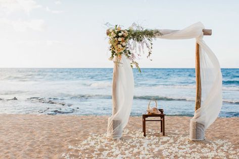 Beach Wedding Arbors, Small Beach Weddings, Beach Wedding Arch, Puerto Rico Wedding, Beach Wedding Locations, Diy Beach Wedding, Simple Beach Wedding, Beach San Diego, Wedding Alters