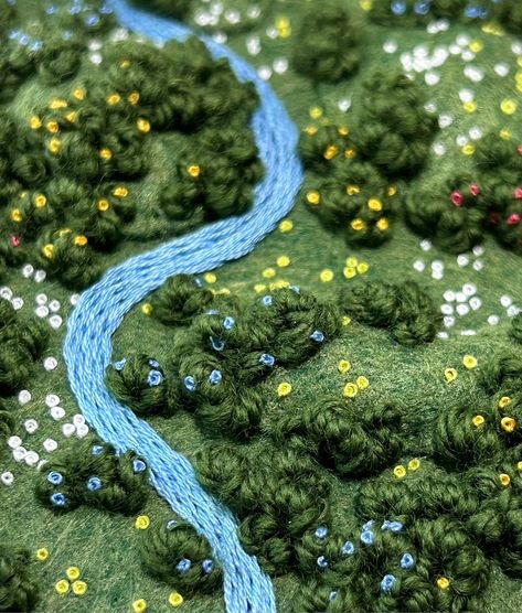 Landscape Embroidery, Aerial Landscape, Map Quilt, Wool Felt Projects, Hand Sewing Projects, Thread Art, Floral Hoops, Embroidery Hoop Art, Embroidery Techniques