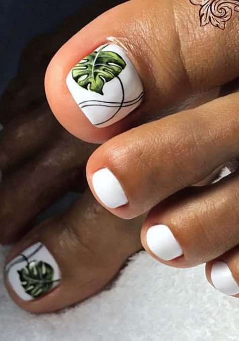 Green Toe Nails, Simple Toe Nails, Feet Nail Design, Pedicure Designs Toenails, Nail Tip Designs, Pedicure Nail Designs, Gel Toe Nails, Nails Pretty, Acrylic Toe Nails