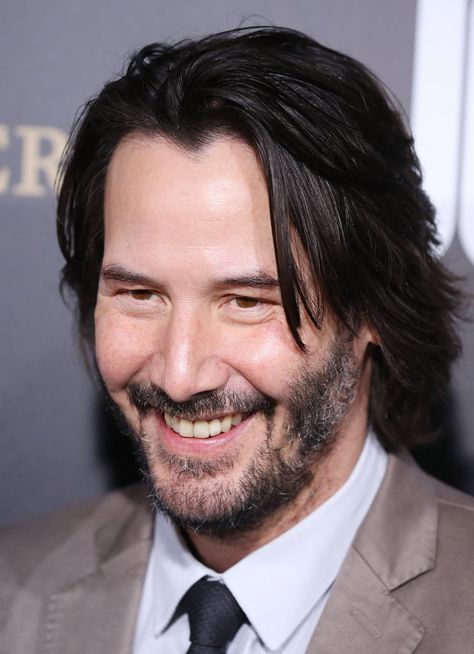 Pictures of Keanu Reeves Smiling Keanu Reeves