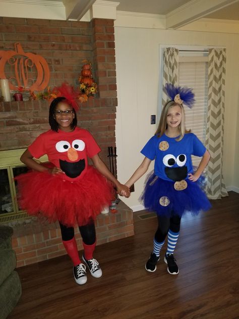 Kostum Disney, Costumes Faciles, Cookie Monster Costume, Best Group Halloween Costumes, Meme Costume, Makeup Zombie, Halloween Costumes For Work, Cute Group Halloween Costumes, Bff Halloween Costumes