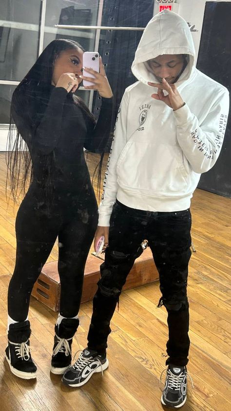 Girl And Boy Best Friends Black, Boy And Girl Best Friends Black, Black Sister And Brother Pictures, Boy Bsf Pics, Matching Black Couple Outfits, Black Couple Outfits, Matching Outfits Best Friend, Black Relationship Goals, Black Love Couples