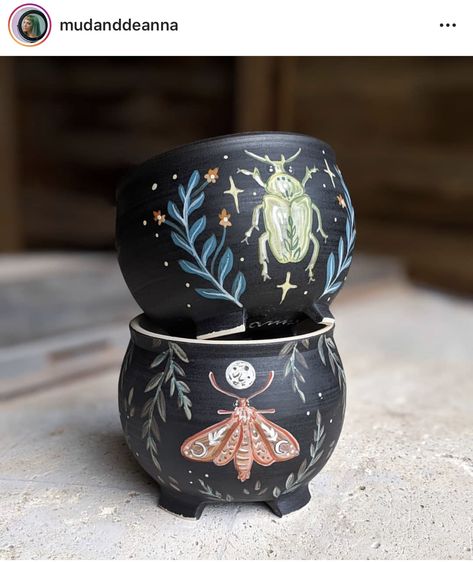 Dark Pottery Painting, Gothic Pottery Painting, Mushroom Pottery Painting Ideas, Witchy Pottery Painting, Goth Pottery Painting, Mushroom Pottery Ideas, Goth Pottery, Witch Ceramics, Bug Pottery