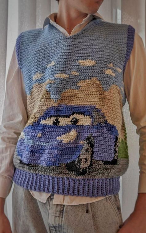 Vest Pattern Crochet, Crochet Sweater Vest Men, Mens Crochet Patterns, Crochet Gifts For Guys, Crochet Christmas Vest, Crochet Things For Men, Crochet For Man, Things To Crochet For Men, Crochet For Men Gift Ideas