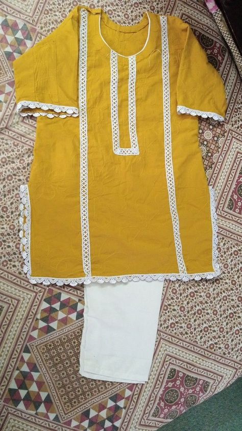 Kurti Lace Design, Plane Suit Designs, Plain Suit Design, Printed Suit Design, Lace Kurti, Plain Dresses, Kids Dress Collection, Girls Clothes Patterns