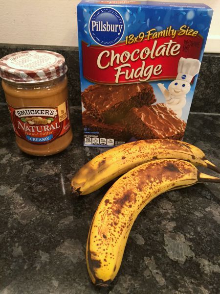 Brownie Mix With Banana, Brownie Box Mix Recipes Banana, Brownie Mix And Bananas, Brownie Mix With Peanut Butter, Bananas Brownie, Brownies With Bananas, Banana Peanut Butter Brownies, Banana Brownie Recipe, Saturday Recipes